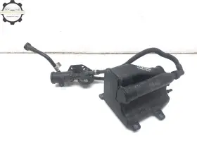 Bmw 1613733330102 2016-2022 750i G12 4.4l Fuel Vapor Evaporator Charcoal Canister And Filter Oem
