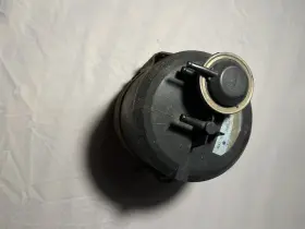 14950-p9000 Datsun 79-83 280zx Fuel Vapor Canister S130 Evap Emissions