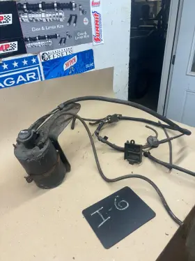 4227036 Dodge 1981-1993 W150 D250 W250 Evaporator Canister Evap Can Oem 81-93 With D Truck
