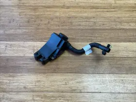 299742 Ferrari 2014 2015 2016 2017 California T Oil Vapour Separator 3k Miles Oem 299742 Ferrari 2014 2015 2016 2017 California T Oil Vapour Separator 3k Miles Oem