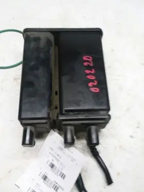 375.fd1413 Ford 2013 Fuel Vapor Canister Edge Aa 70578
