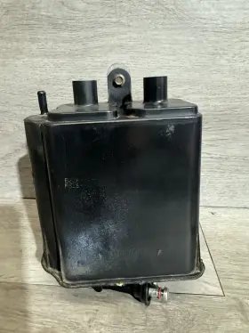 F4ze-9d655-ad Ford 1986 - 1998 Mustang Evaporator Canister Emission Fuel Vapor Charcoal Oem