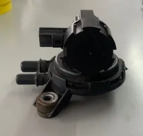 F67e-9c915-ba Ford 7j188 Fuel Vapor Purge Valve Canister Used Oem