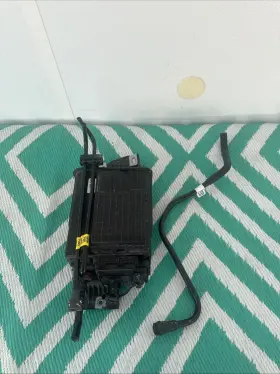 Nl349e857db Ford Nl349e603aa 2025 F-150 Fuel Vapor Evaporator Canister Reservoir Oem 6k