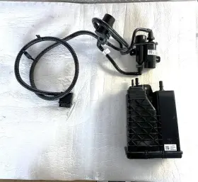 Gmc 87814772 Low Mile 2024 Sierra 2500hd 3500 6.6l Gas Fuel Vapor Canister Valve Assembly