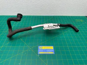 Aw93-9j328-aa Jaguar 10-13 Xj 5.0l Fuel Evap Vapor Emission Charcoal Canister Hose Oem