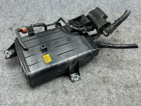 Kia 190727h K900 Luxury 19-20 Oem Awd 3.3l Fuel Vapor Evap Charcoal Filter Canister 32k