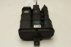 31420-d5500 Kia 375.ki1q19 2016-2020 Optima Lx Fuel Vapor Evaporator Emission Canister Oem