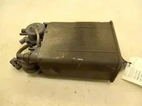 375.le1p01 Lexus 2001 Gs430 4.3l 8cyl Fuel Vapor Canister Assembly