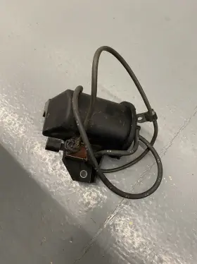 77740-50030 Lexus 95-96 Ls400 Fuel Vapor Charcoal Canister Evaporator Assembly Oem