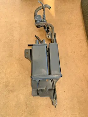 8t43-9d653 Lincoln 2007-2015 L Ncoln Mkx Fuel Vapor Evap Canister With Purge Valve 8t439d653 Oem