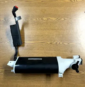 06700305830 Maserati 2014-2017 Ghibli Fuel Gas Tank Vapor Evaporator Canister Filter Oem