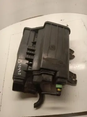 Pe0713970a Mazda 3 2013 Fuel Vapor Canister 1117534