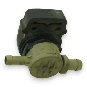 Mercedes-benz 0004708993 08-15 C250 C300 C350 W204 Vapor Valve Purge Control W Bracket 000470899