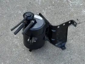 14950s3805 Nissan 89 90 91 92 93 D21 Pickup Fuel Charcoal Canister 2.4l Oem