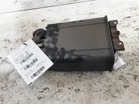7774048100 Toyota 375.to1f04 2003-2007 Highlander Fuel Vapor Canister 03 04 05 06 07 Oem