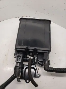375.to1h05 Toyota Camry 2005 Fuel Vapor Canister 1348761