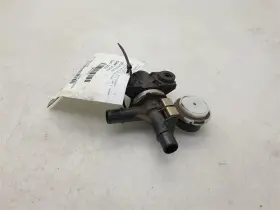 375.to1u19 Toyota 2019 Camry Se 2.5l 4cyl Fuel Vapor Canister Assembly 375.to1u19 Toyota 2019 Camry Se 2.5l 4cyl Fuel Vapor Canister Assembly