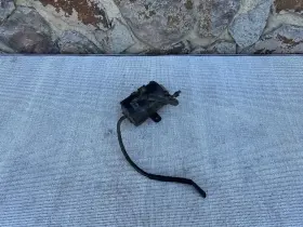 77740-35280 Toyota 1989-1995 Pickup 4runner Fuel Vapor Charcoal Canister 3.0 V6 Oem V26