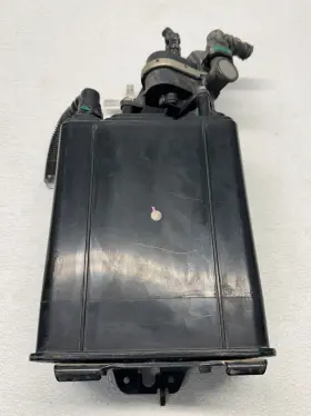 7774033130 Toyota 2006 - 2011 Camry Solara Avalon Evap Charcoal Fuel Vapor Canister 2.4 Oem