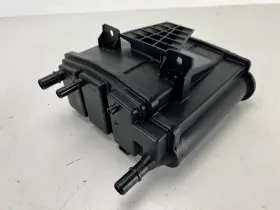 2235 Volvo 2019-2023 Xc40 Fuel Vapor Evaporator Charcoal Canister Oem